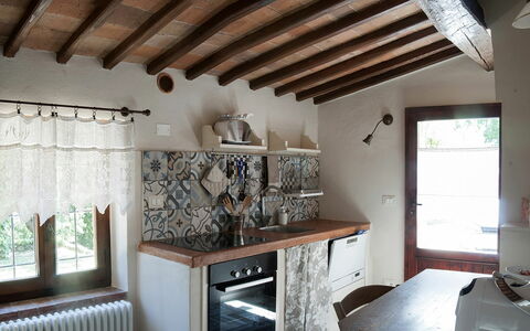 Agriturismo La Pieve: Property, Room, Ceiling, Building, House, Interior Design, Furniture, Beam, Architecture, Floor