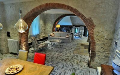 Suite del Duca: Arch, Room, Building, Architecture, Interior Design, Vault, Masonry Oven, House, Furniture, Living Room