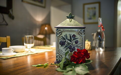 Villa Magnolia: Room, Flower, Table, Still Life, Plant, Still Life Photography, Floral Design, Interior Design, Furniture, House