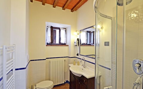 Villa Anita: Bathroom, Room, Property, Building, House, Interior Design, Floor, Real Estate, Furniture, Architecture