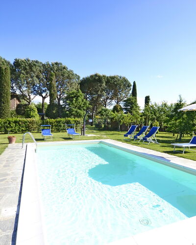 Casa i Pini: Swimming Pool, Property, Real Estate, House, Estate, Building, Residential Area, Leisure, Villa, Vacation