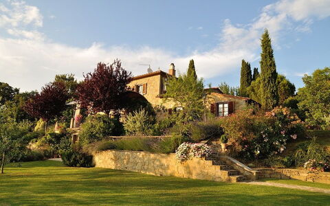 Villa Rosmarino: Property, Natural Landscape, Sky, Estate, House, Grass, Home, Tree, Building, Cloud