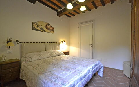 Appartamento Passerini: Bedroom, Bed, Room, Property, Furniture, Bed Sheet, Building, Bed Frame, House, Real Estate