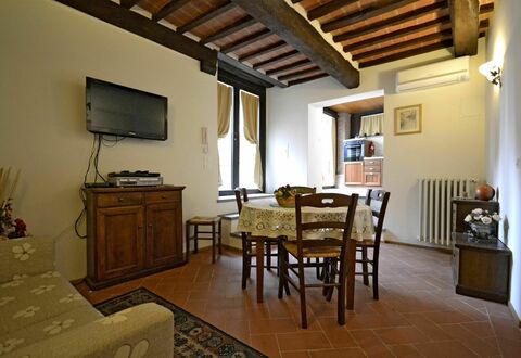 Appartamento Passerini: Room, Property, Building, Furniture, Interior Design, Ceiling, House, Floor, Real Estate, Living Room