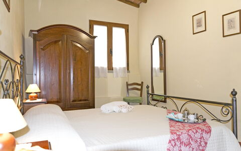 Casa Cristina: Bedroom, Room, Bed, Property, Furniture, Bed Frame, Bed Sheet, Building, Interior Design, Suite