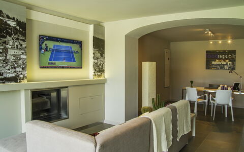 Villa Degli Ulivi: Room, Property, Interior Design, Furniture, Building, Living Room, Wall, Real Estate, Architecture, House