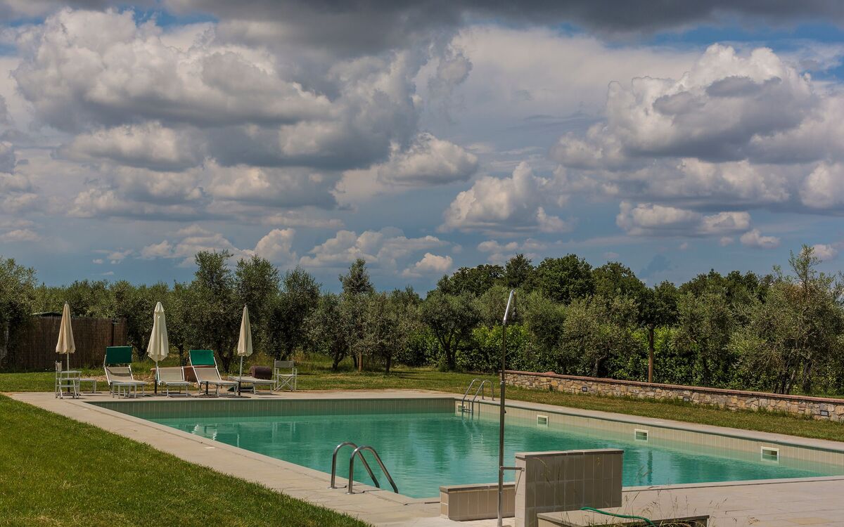agriturismo-la-papessa-chianti-san-donato-farmhouse-pool