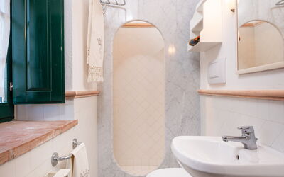 agriturismo-la-papessa-chianti-san-donato-farmhouse-verbena-bathroom