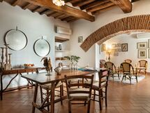 agriturismo-la-papessa-chianti-san-donato-farmhouse-iride-diningroom