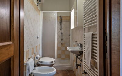 villino-bazzani-casole-d'elsa-multiproperty-appartamento-bazzani-4-bathroom