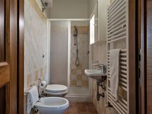 villino-bazzani-casole-d'elsa-multiproperty-appartamento-bazzani-4-bathroom