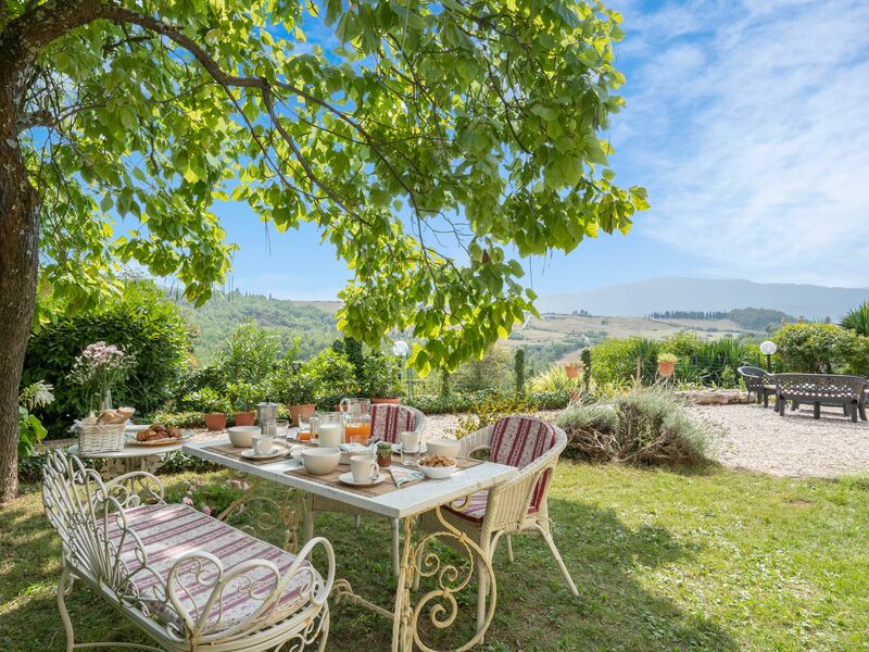 Vecciano Holiday Home