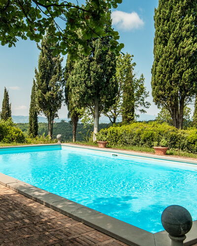 Fontanelle 16: Swimming Pool, Property, Natural Landscape, Real Estate, Leisure, Water, House, Estate, Building, Vacation