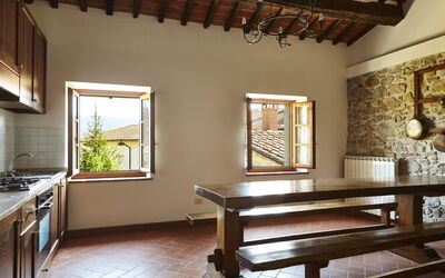 Accommodation:&nbsp;Borgo