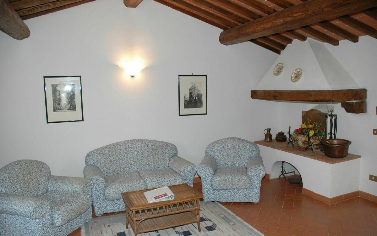 Accommodation:&nbsp;Montegonzi b 1