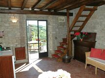 Accommodation:&nbsp;Montegonzi b 1