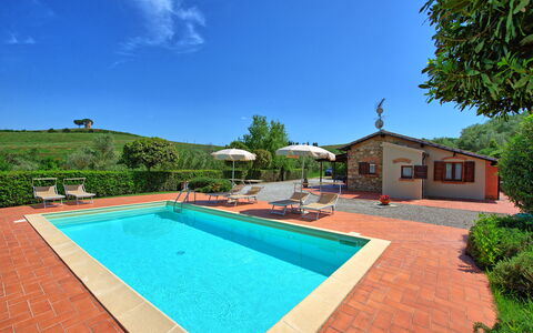 Cuccardino: Water, Plant, Sky, Property, Building, Swimming Pool, Nature, Azure, Tree, Shade