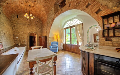 Accommodation:&nbsp;Bastione