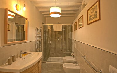 Accommodation:&nbsp;Montegufoni 27