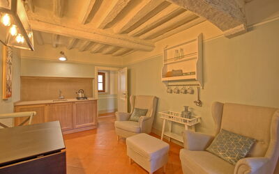 Accommodation:&nbsp;Montegufoni 10
