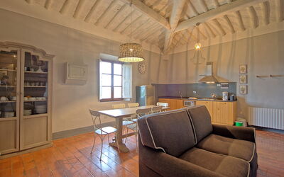Accommodation:&nbsp;Acciaioli 14