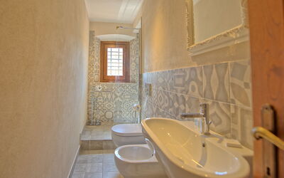 Accommodation:&nbsp;Torre
