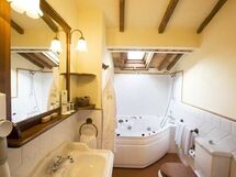 Accommodation:&nbsp;Premium j Suite