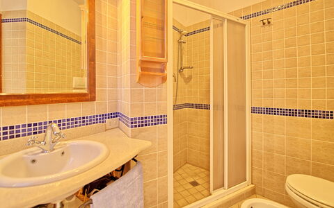 Casa Vasco: Bathroom, Property, Room, Tile, Interior Design, Real Estate, Architecture, Building, House, Plumbing Fixture