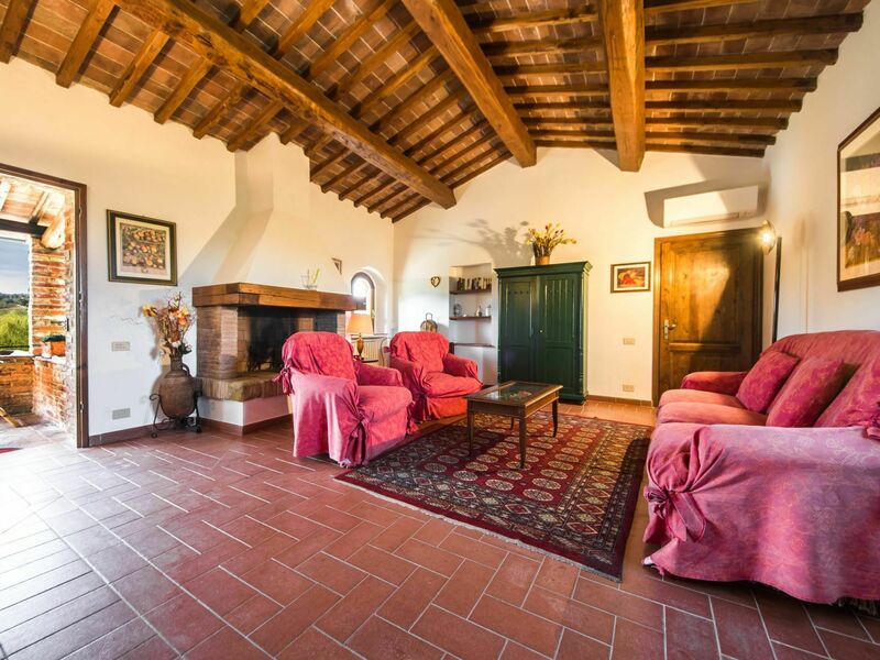 Accommodation:&nbsp;Decamerone