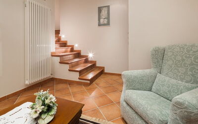 Accommodation:&nbsp;Diamond