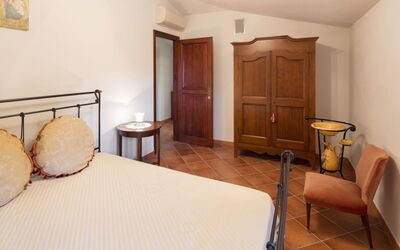 Accommodation:&nbsp;Ruby