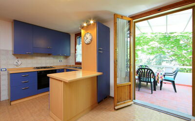 Accommodation:&nbsp;Poggio Di Castro 810.2