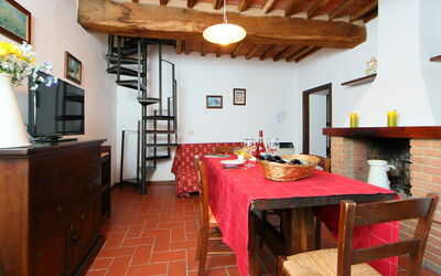 Accommodation:&nbsp;Castellare 820.5