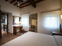 Accommodation:&nbsp;Trilocale 212