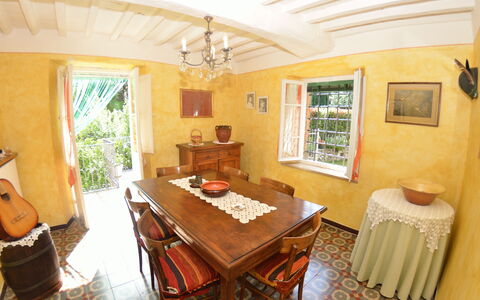 Casa Irene: Room, Property, Furniture, Ceiling, Interior Design, Dining Room, Building, House, Table, Floor