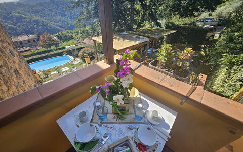 Il Nido: Swimming Pool, Resort, Eco Hotel, Wood Stain, Balcony, Hacienda, Hotel, Houseplant, Resort Town, Villa