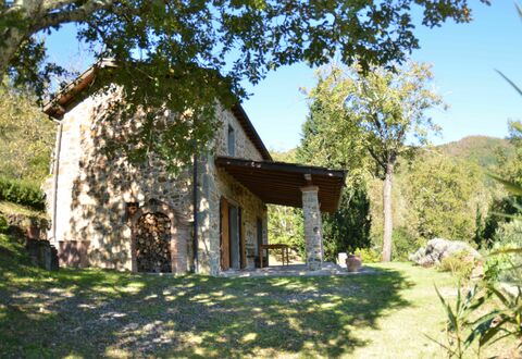 Vignoli: Property, House, Building, Cottage, Home, Rural Area, Tree, Real Estate, Farmhouse, Landscape