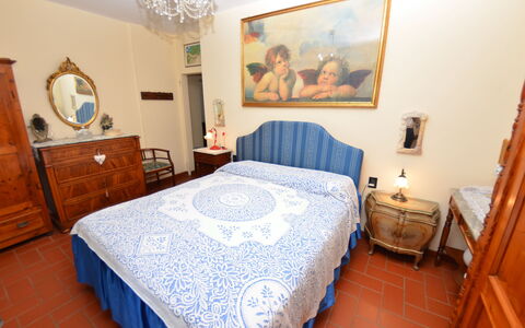 Petra: Bedroom, Bed, Room, Furniture, Property, Bed Sheet, Bed Frame, Floor, Bedding, Mattress