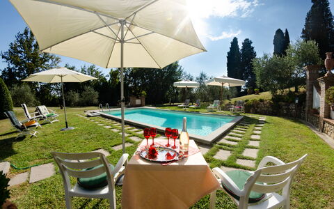 Villa Il Borghetto: Property, Real Estate, House, Swimming Pool, Building, Table, Estate, Home, Umbrella, Backyard