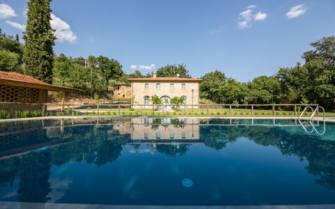 Villa Mezzavia: Swimming Pool, Property, Water, Reflecting Pool, Sky, Estate, Building, Architecture, House, Reflection