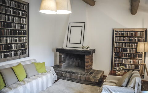 Accommodation:&nbsp;Togna In Cottage