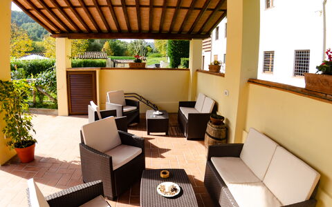 Casale 180: Property, Room, Building, Furniture, Interior Design, House, Real Estate, Table, Patio, Resort