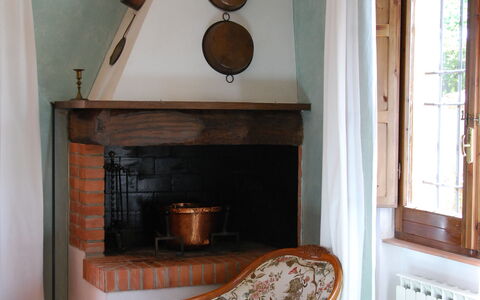 agriturismo-cabbiavoli-chianti-multiproperty-fienile-giallo-melo-living-room