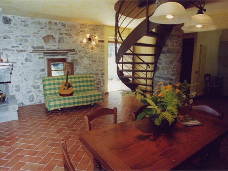 Accommodation:&nbsp;Al Sambuco Stalla