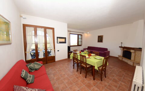 Villa Vaniglia Proprietà: Room, Property, Furniture, Building, Real Estate, Interior Design, House, Floor, Suite, Ceiling