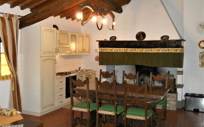 Accommodation:&nbsp;Ginestra