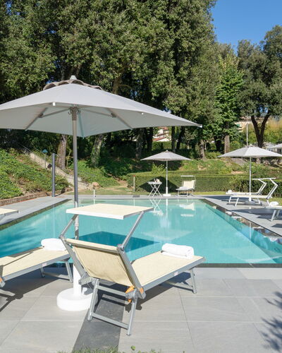Il Marchese Di Ronta: Swimming Pool, Property, Resort, Real Estate, Leisure, Sunlounger, Shade, Umbrella, Vacation, House