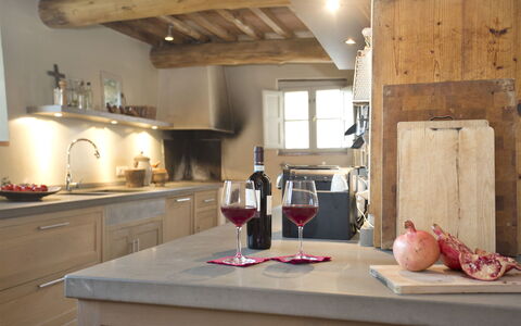 Chiodo: Room, Countertop, Kitchen, Property, Interior Design, Furniture, Building, House, Home, Ceiling