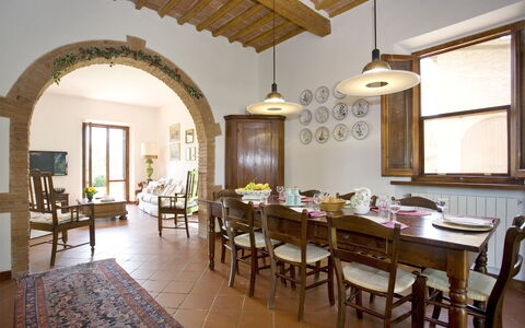 La Fonte: Room, Property, Building, Interior Design, Furniture, Dining Room, Ceiling, House, Table, Real Estate