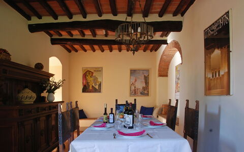 Magrini: Property, Room, Building, House, Ceiling, Interior Design, Dining Room, Real Estate, Restaurant, Furniture